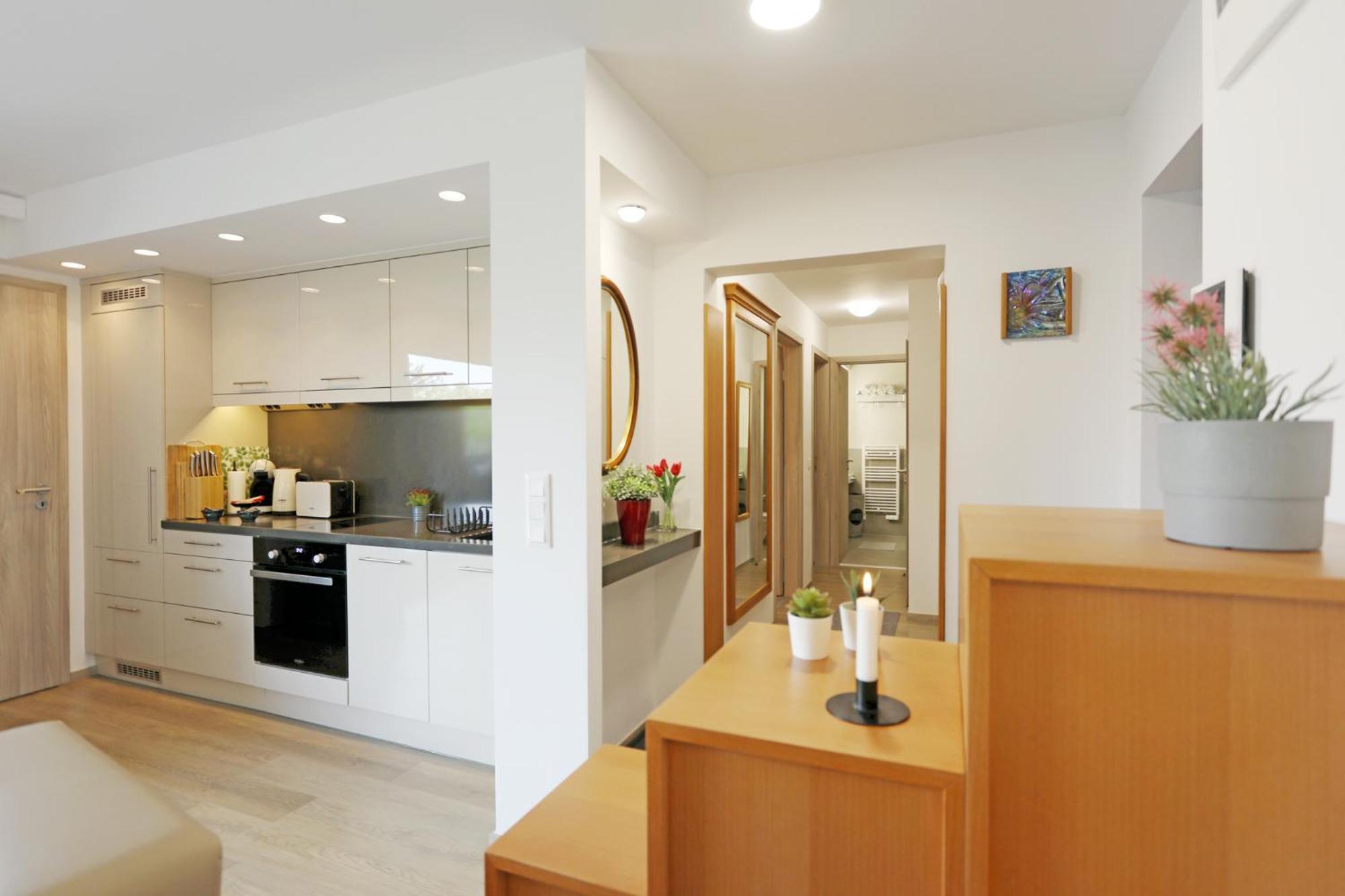 Atrium Apartman Heviz Mit Panoramaterrasse Und Tiefgarage Exterior photo