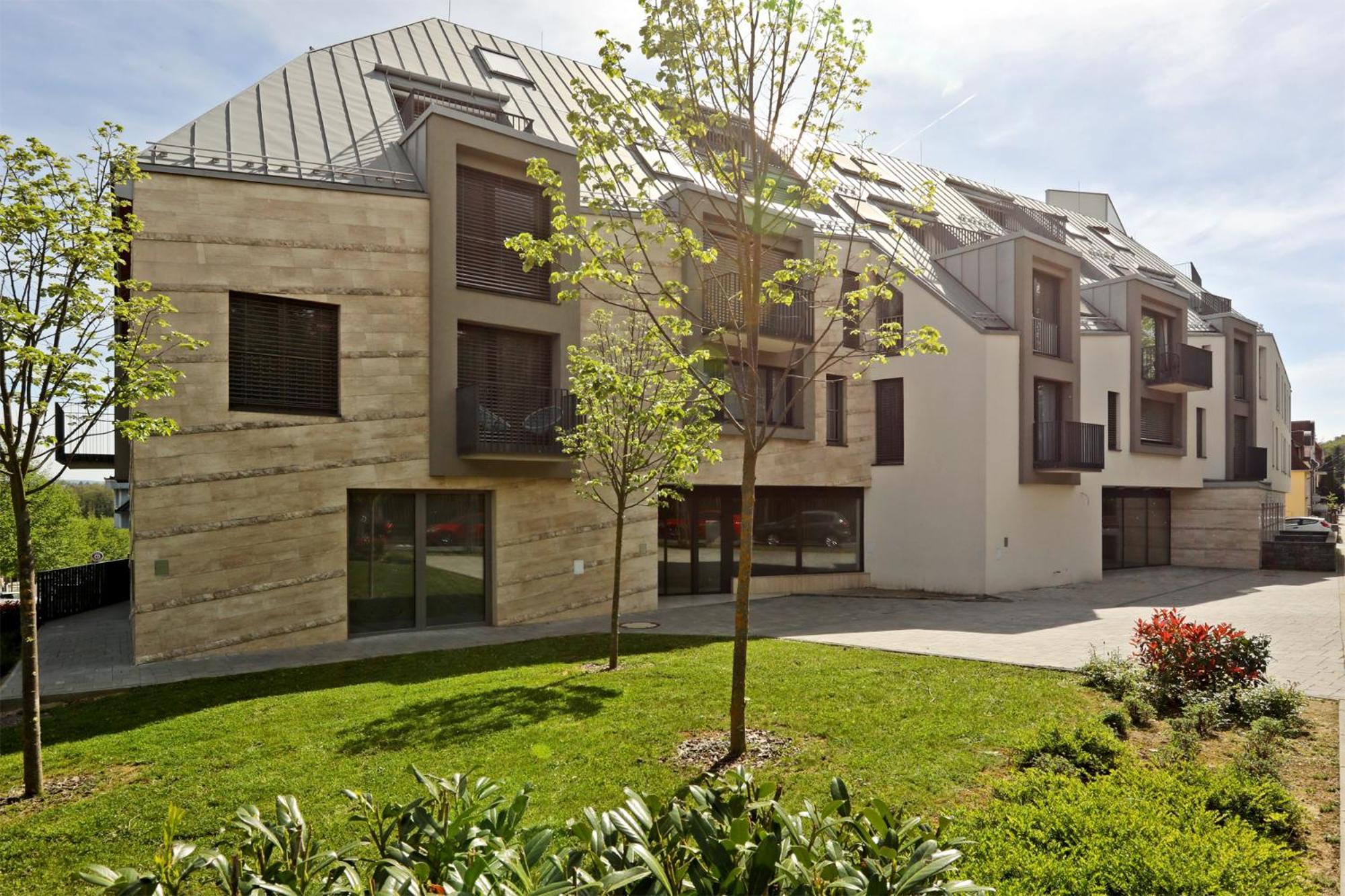 Atrium Apartman Heviz Mit Panoramaterrasse Und Tiefgarage Exterior photo